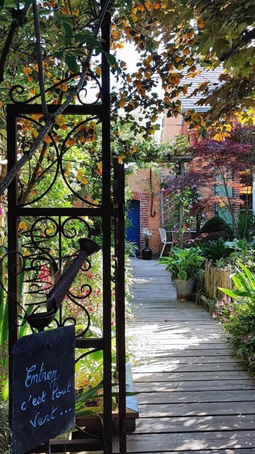 La Cabane Du Bon Chemin ,Spa لافال المظهر الخارجي الصورة